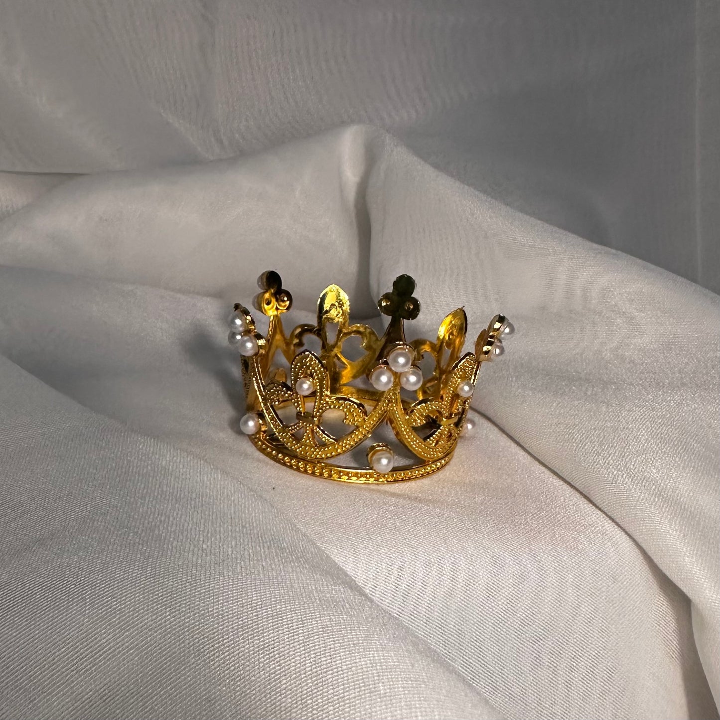 Small Gold Pearl Crown (extra add on)
